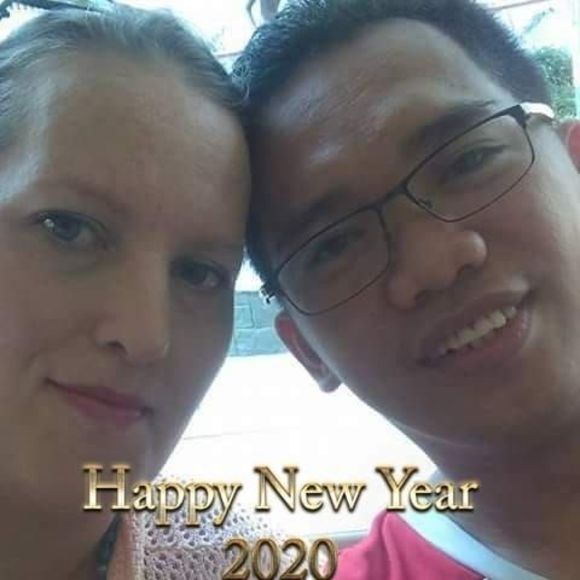 Meet your Posher, Ruth - Picture 1 of 1